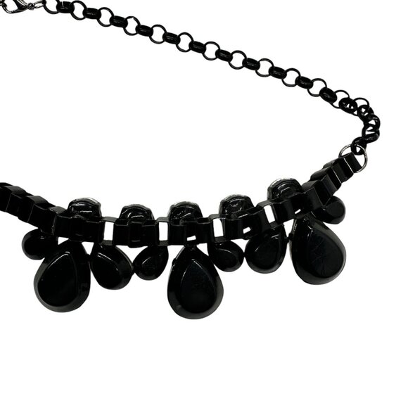 Bejeweled Black Fashion Necklace - Picture 7 of 7